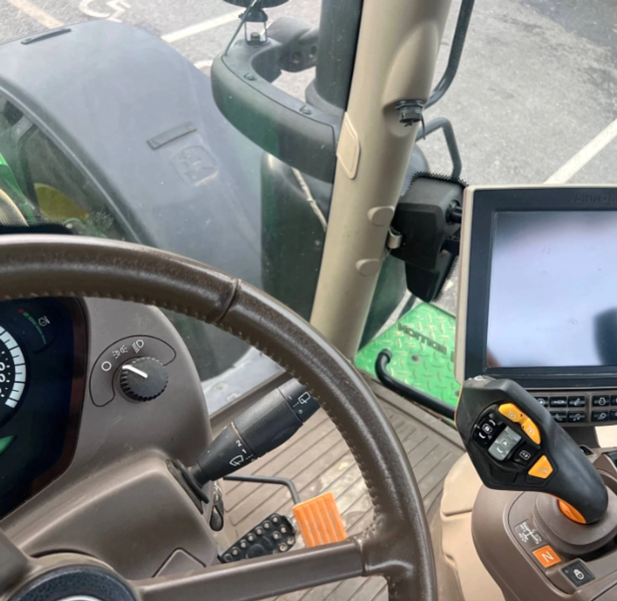 John Deere 6250R Premium Edition — foto 7