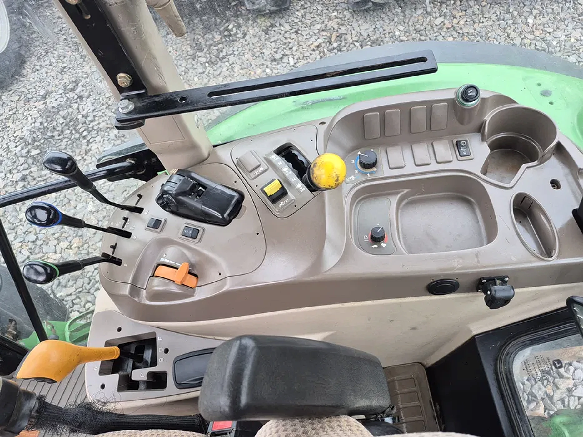 John Deere 6110MC — foto 5