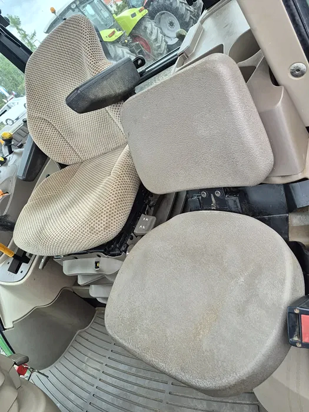 John Deere 6110MC — foto 6