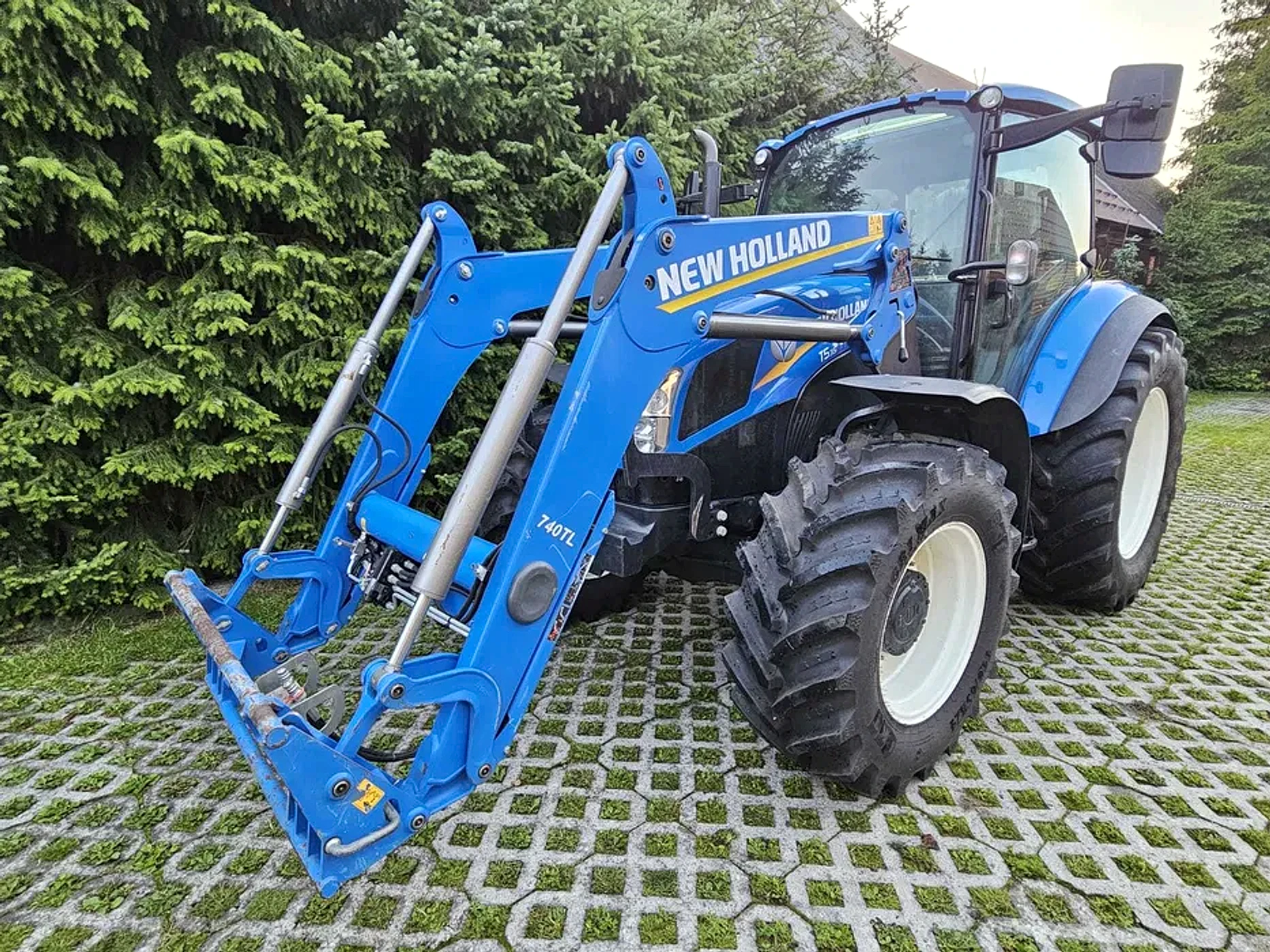New Holland T5.115 — foto 2