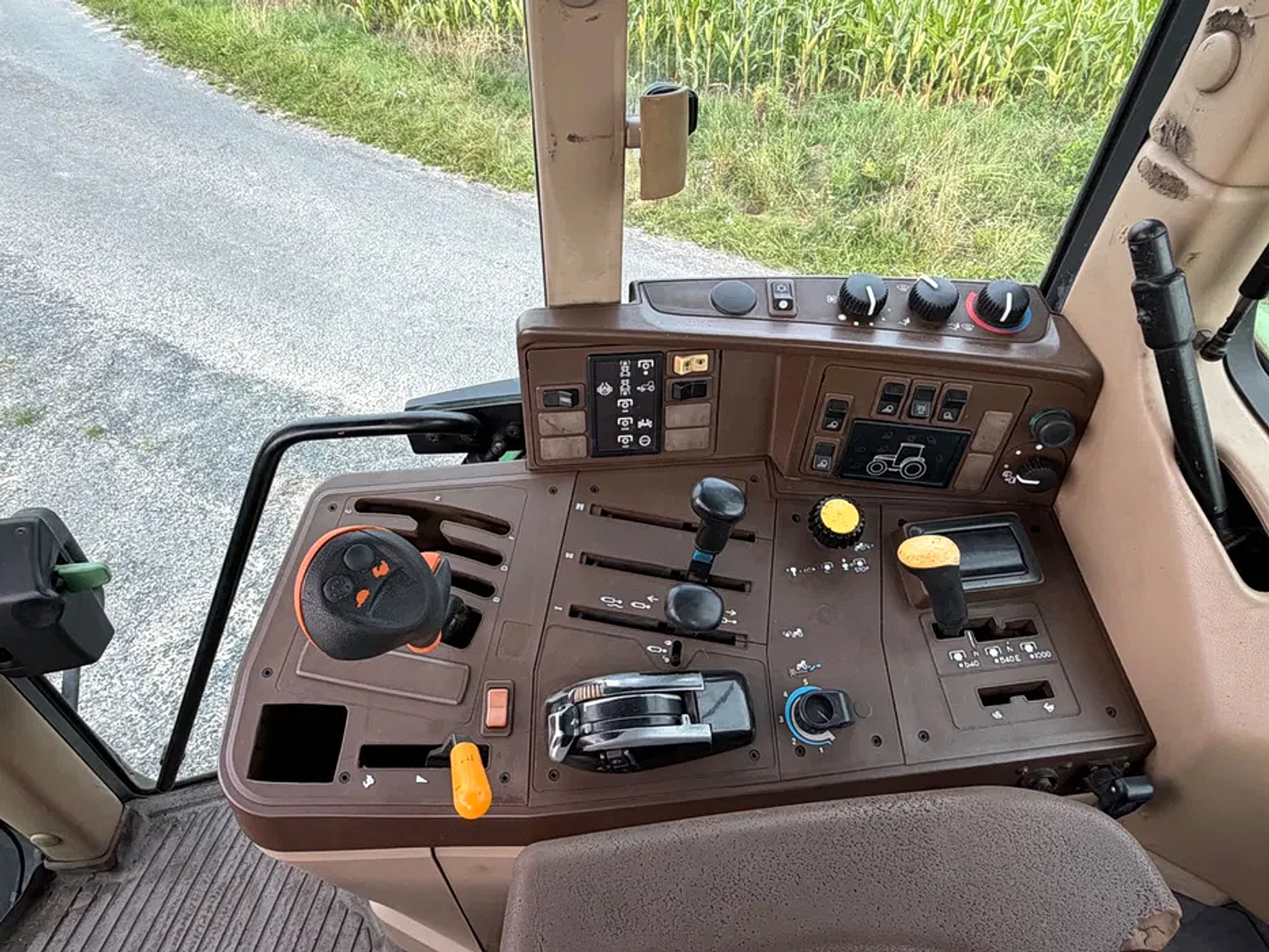 John Deere 6410 — foto 5